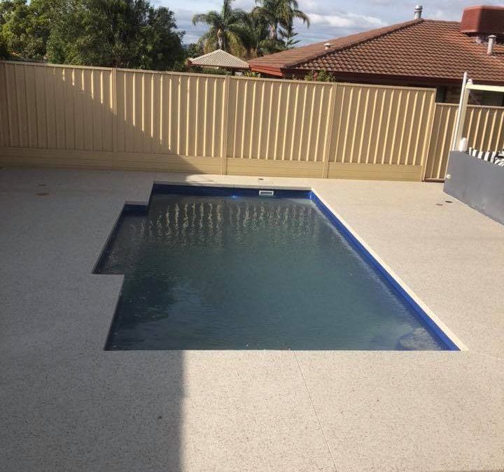 Seamless Pool Edge